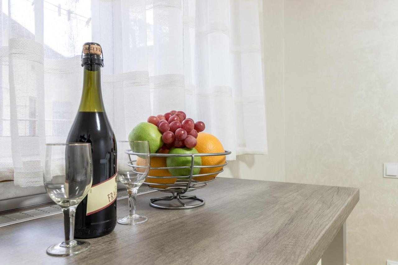 City Center Vip Studio Apartment Lviv Exterior foto