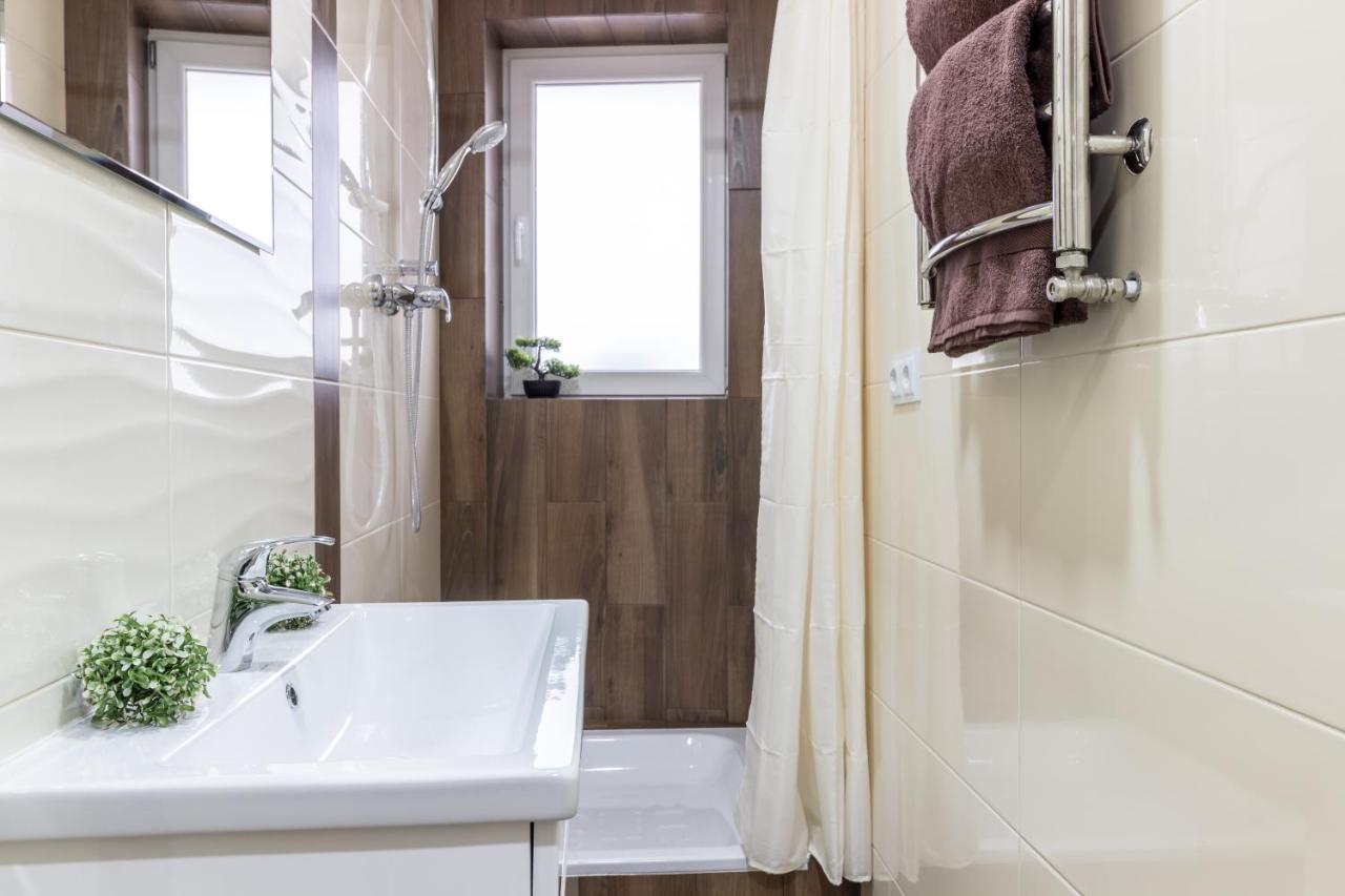 City Center Vip Studio Apartment Lviv Exterior foto